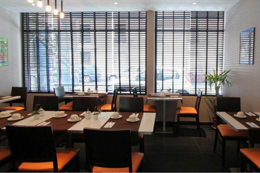 9Hotel Paquis Geneve Exteriör bild